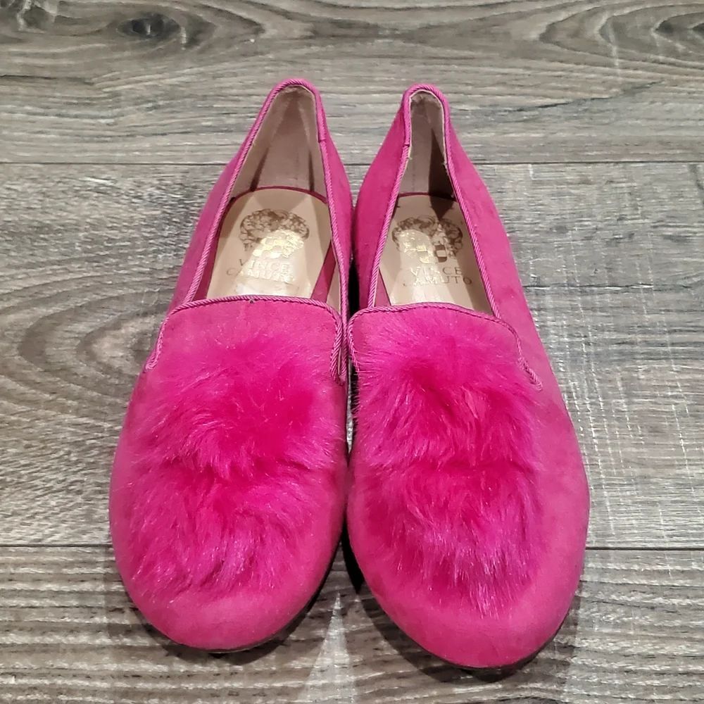 Girls Vince Camuto Flat Loafers Size 2M Vibrant Pink Fur Loafers
